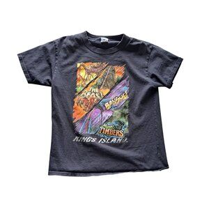 Kings Island Roller Coaster Graphic T-Shirt  Cedar Fair Youth Medium Collectible